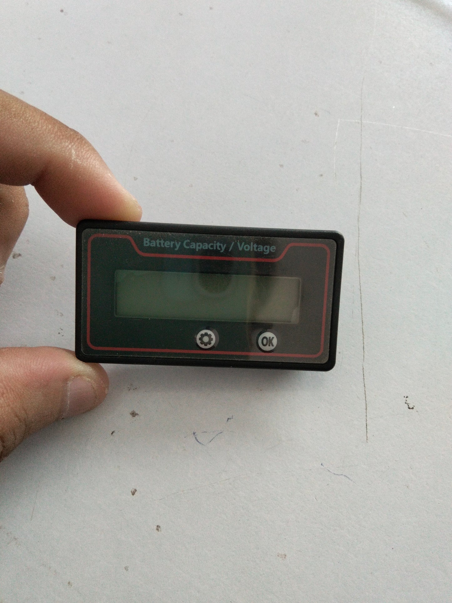 High Quality Universal 8V-100V Battery Level Indicator & Voltmeter Gauge for E-Bikes, Motorcycles & Cars